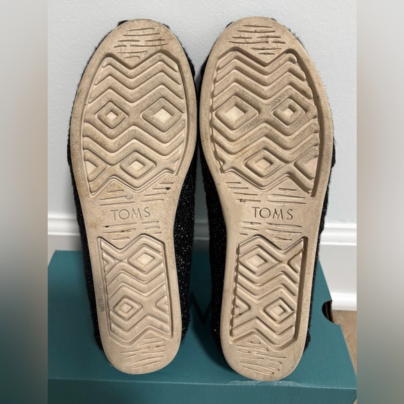 TOMS Women’s Alpargata Black Classic Flats - Picture 4 of 6